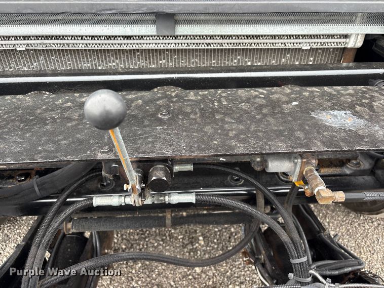 image for item EG9049 2013 Freightliner 114SD crane truck