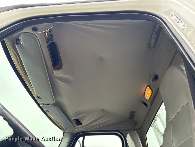 image for item EG9049 2013 Freightliner 114SD crane truck