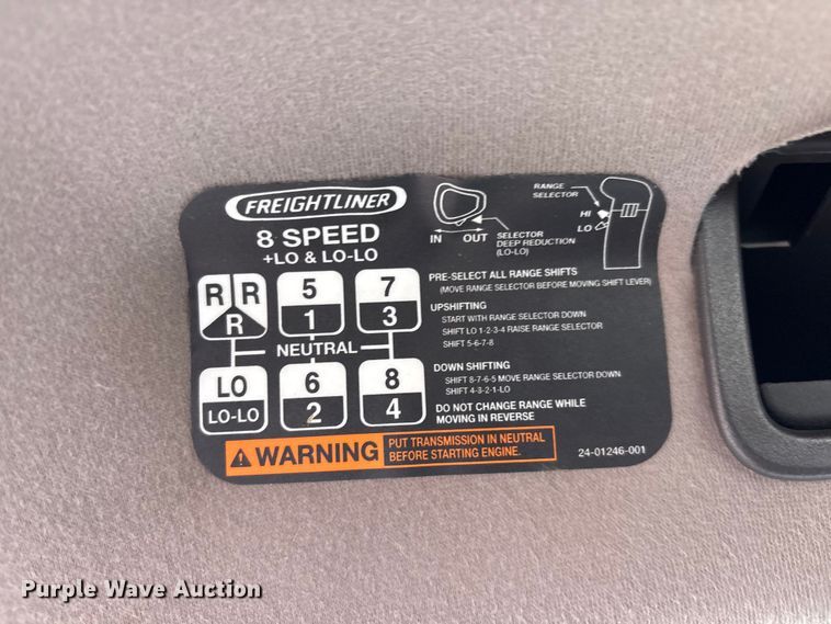 image for item EG9049 2013 Freightliner 114SD crane truck