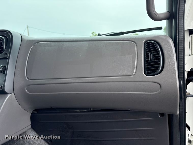 image for item EG9049 2013 Freightliner 114SD crane truck