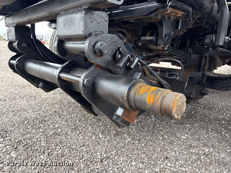 image for item EG9049 2013 Freightliner 114SD crane truck