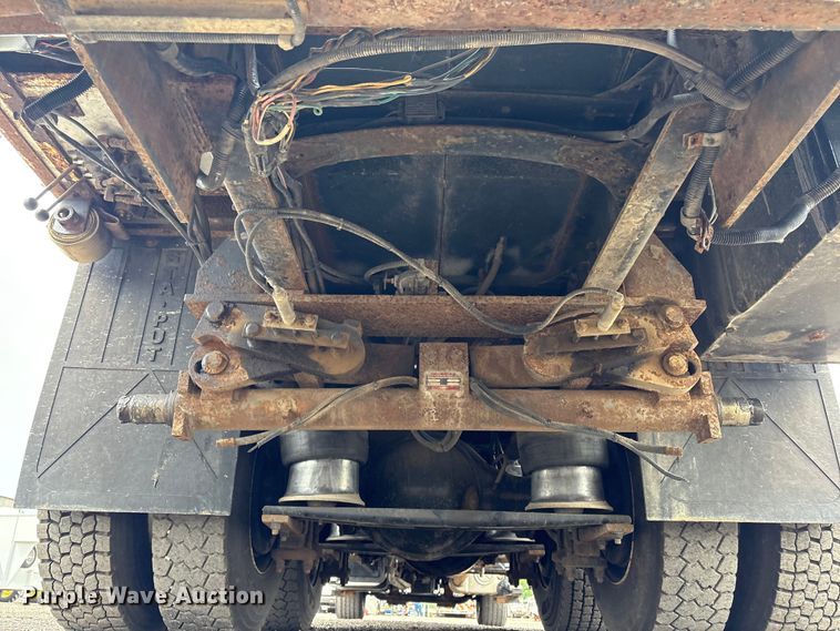 image for item EG9049 2013 Freightliner 114SD crane truck
