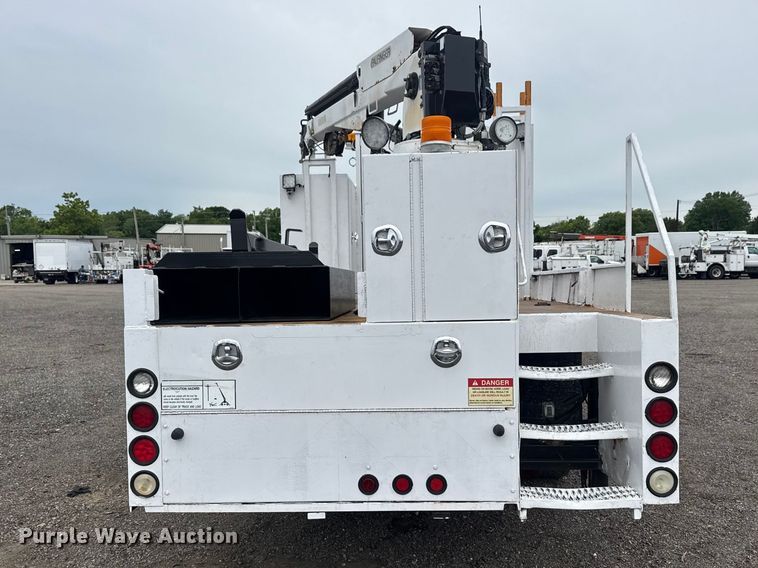 image for item EG9050 2006 Freightliner Business Class M2 Crew Cab crane truck