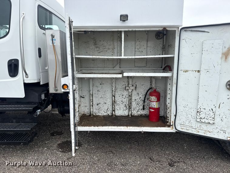 image for item EG9050 2006 Freightliner Business Class M2 Crew Cab crane truck