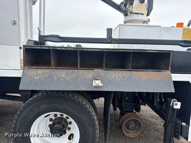 image for item EG9050 2006 Freightliner Business Class M2 Crew Cab crane truck