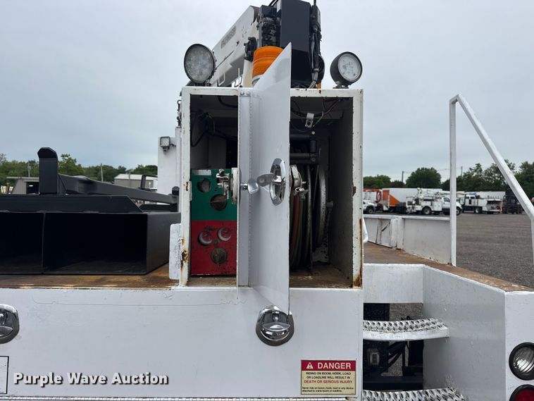image for item EG9050 2006 Freightliner Business Class M2 Crew Cab crane truck