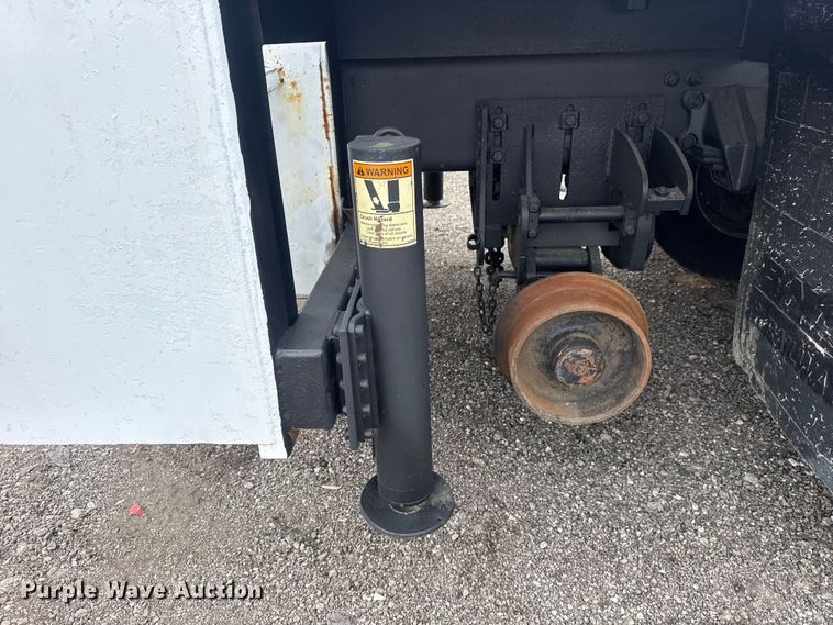 image for item EG9050 2006 Freightliner Business Class M2 Crew Cab crane truck