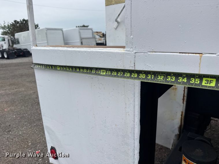 image for item EG9050 2006 Freightliner Business Class M2 Crew Cab crane truck