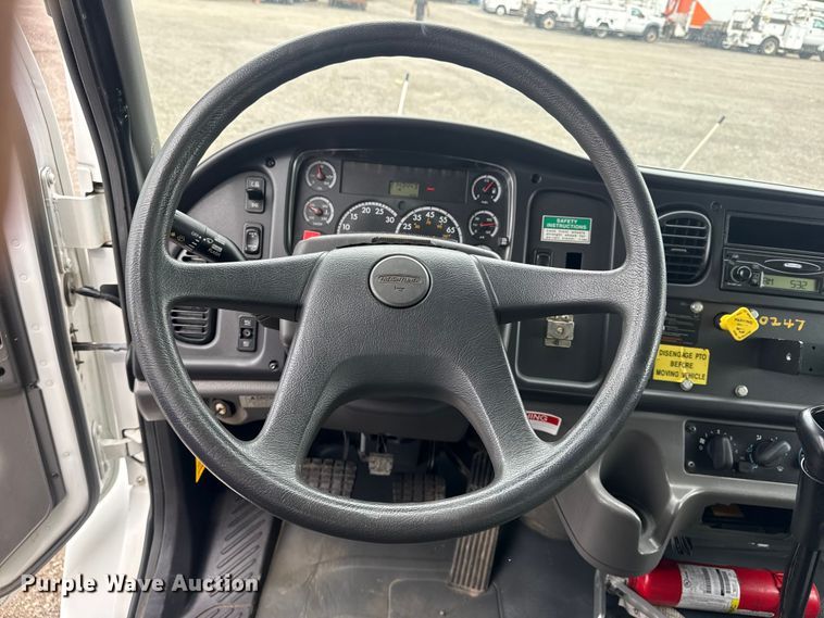 image for item EG9050 2006 Freightliner Business Class M2 Crew Cab crane truck