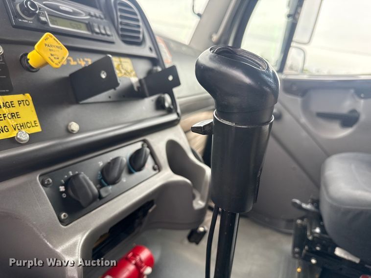 image for item EG9050 2006 Freightliner Business Class M2 Crew Cab crane truck