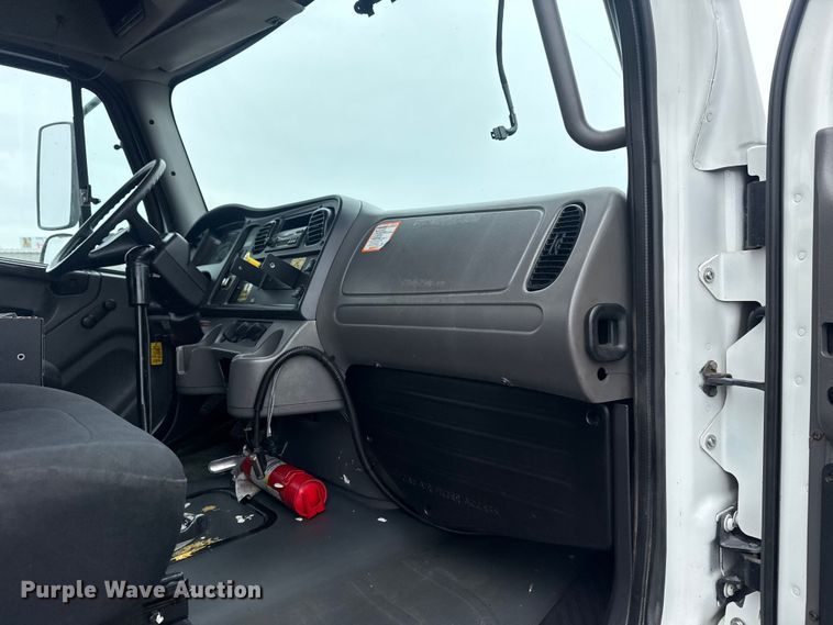 image for item EG9050 2006 Freightliner Business Class M2 Crew Cab crane truck