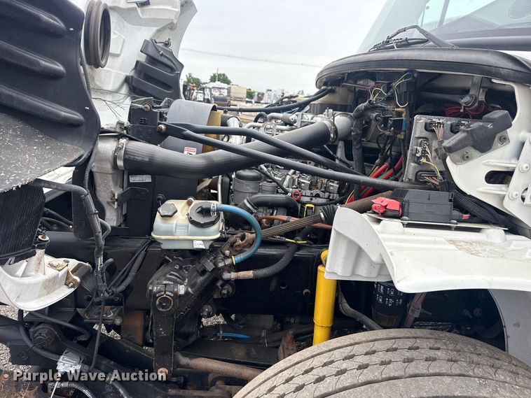 image for item EG9050 2006 Freightliner Business Class M2 Crew Cab crane truck