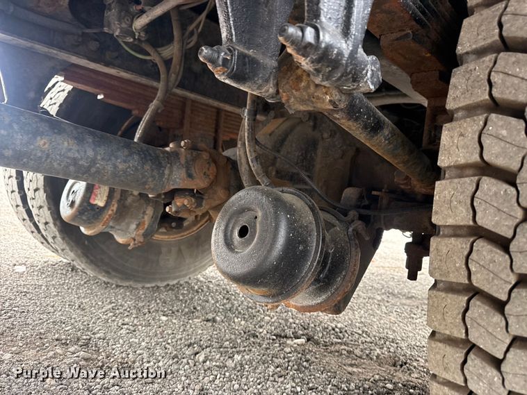 image for item EG9050 2006 Freightliner Business Class M2 Crew Cab crane truck