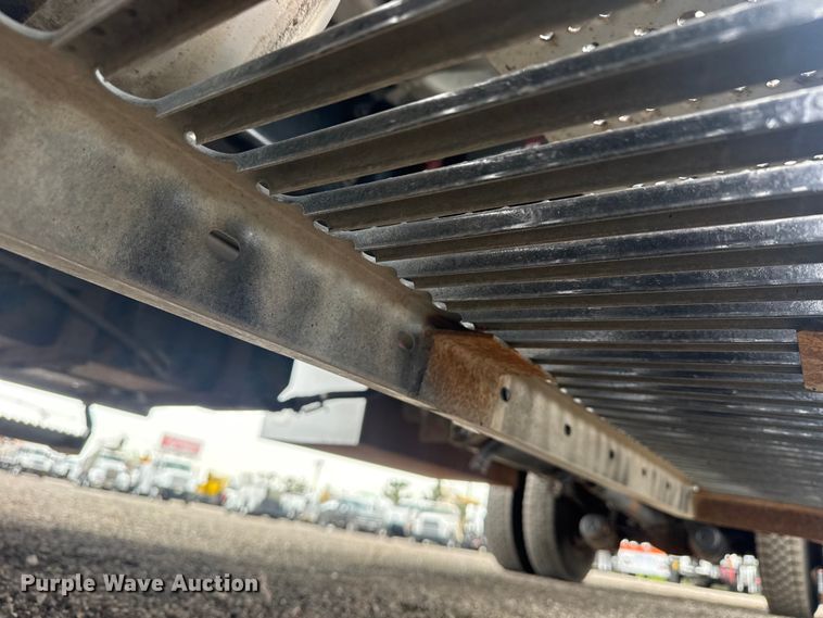 image for item EG9050 2006 Freightliner Business Class M2 Crew Cab crane truck