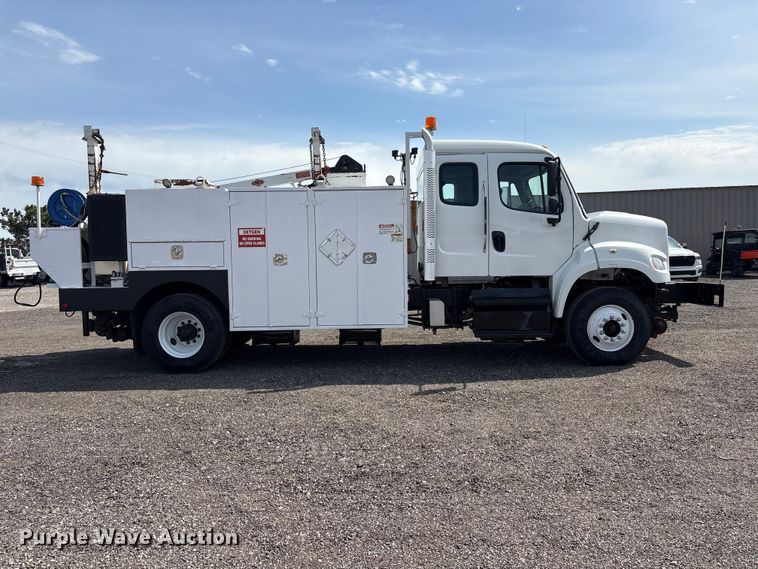 image for item EG9053 2013 Freightliner M2 Business Class utility / service truck