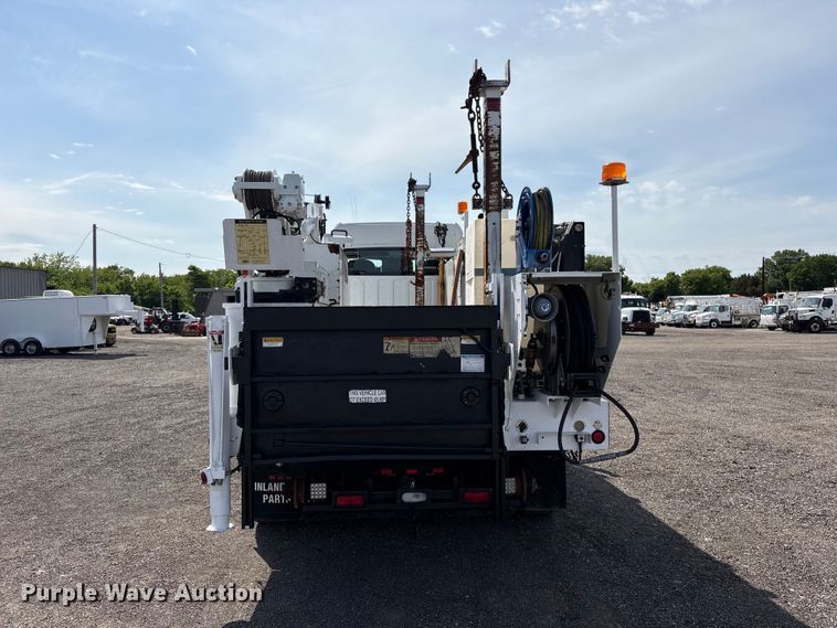 image for item EG9053 2013 Freightliner M2 Business Class utility / service truck