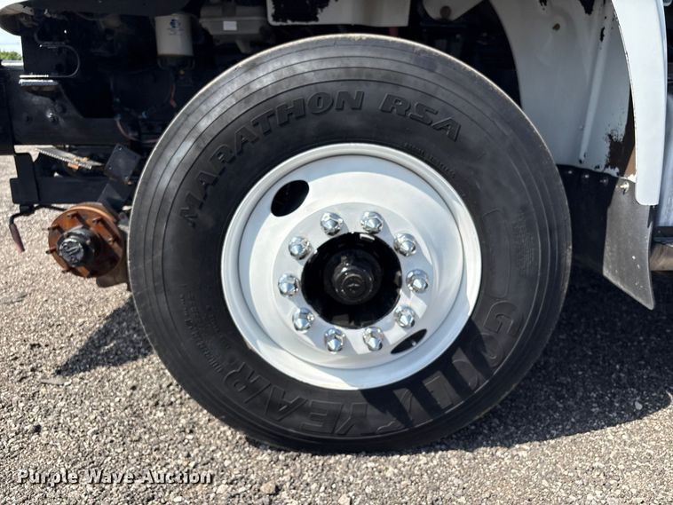 image for item EG9053 2013 Freightliner M2 Business Class utility / service truck