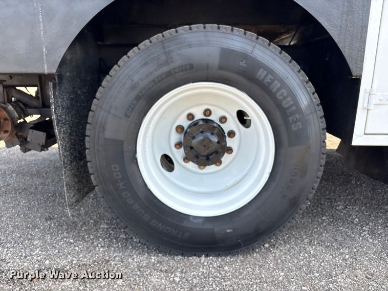 image for item EG9053 2013 Freightliner M2 Business Class utility / service truck