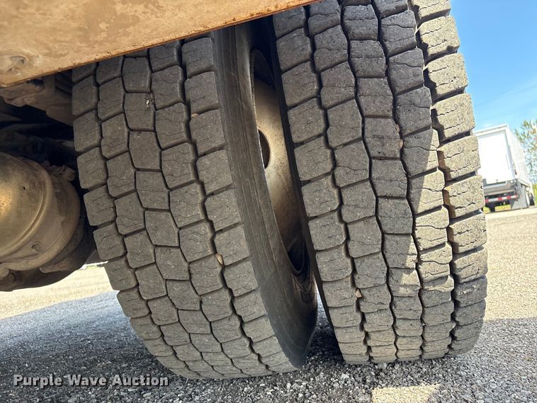 image for item EG9053 2013 Freightliner M2 Business Class utility / service truck