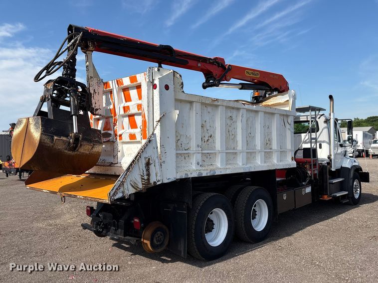 image for item EG9054 2016 Freightliner 108SD grapple crane truck