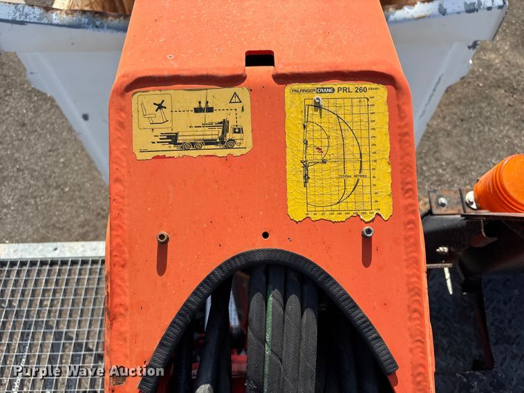 image for item EG9054 2016 Freightliner 108SD grapple crane truck