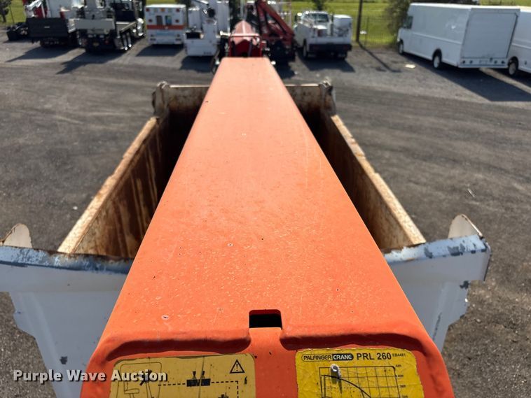 image for item EG9054 2016 Freightliner 108SD grapple crane truck