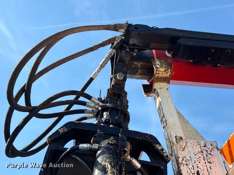 image for item EG9054 2016 Freightliner 108SD grapple crane truck