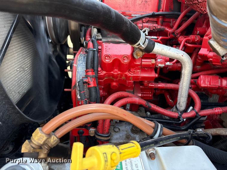 image for item EG9054 2016 Freightliner 108SD grapple crane truck