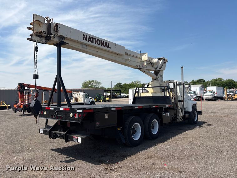 image for item EG9057 1986 Ford LNT8000 Crane truck