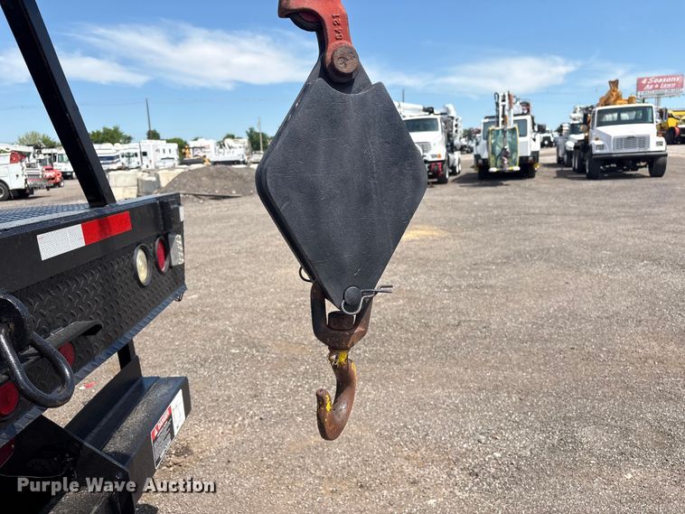 image for item EG9057 1986 Ford LNT8000 Crane truck