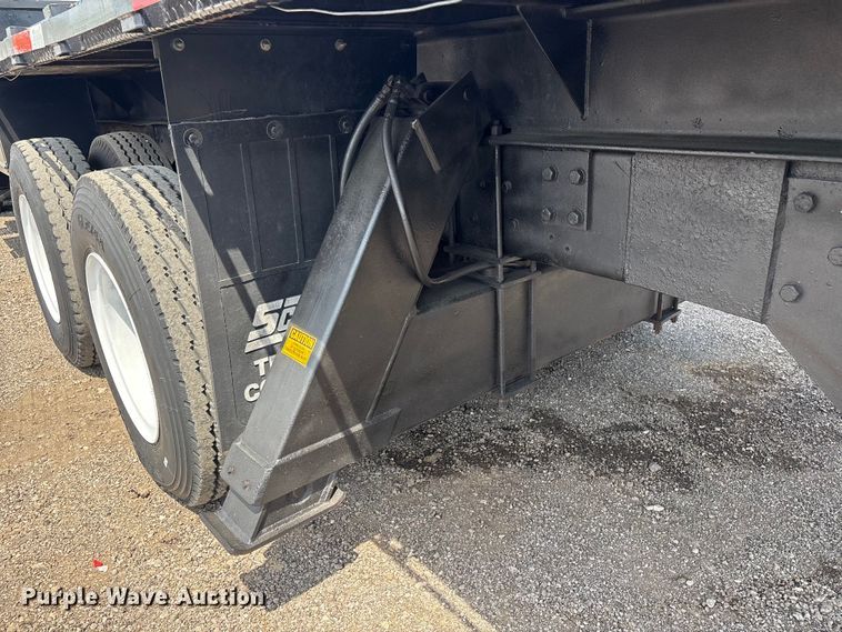 image for item EG9057 1986 Ford LNT8000 Crane truck