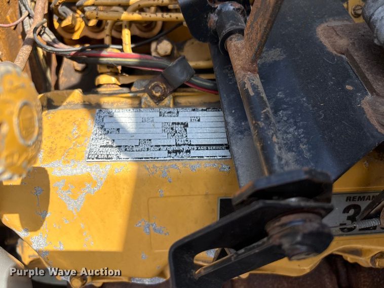 image for item EG9057 1986 Ford LNT8000 Crane truck