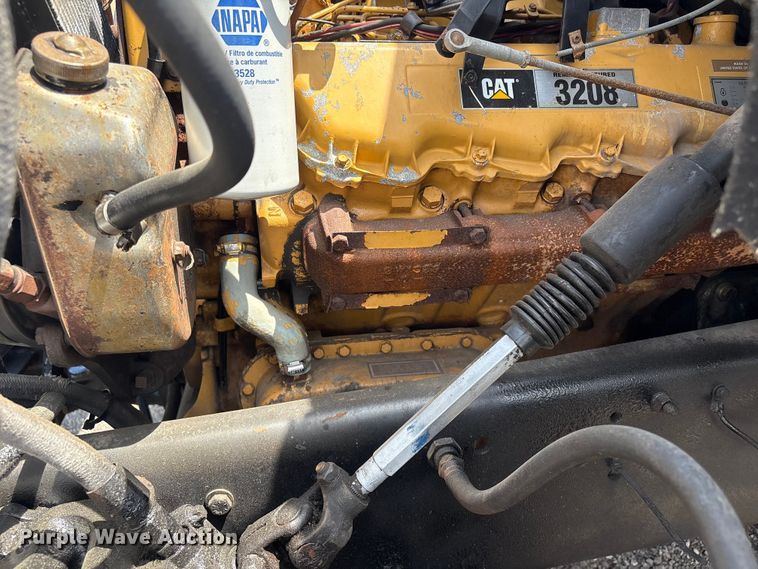 image for item EG9057 1986 Ford LNT8000 Crane truck