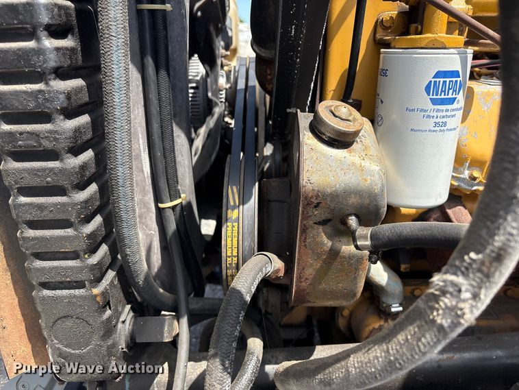 image for item EG9057 1986 Ford LNT8000 Crane truck