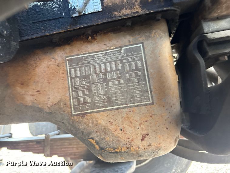 image for item EG9057 1986 Ford LNT8000 Crane truck