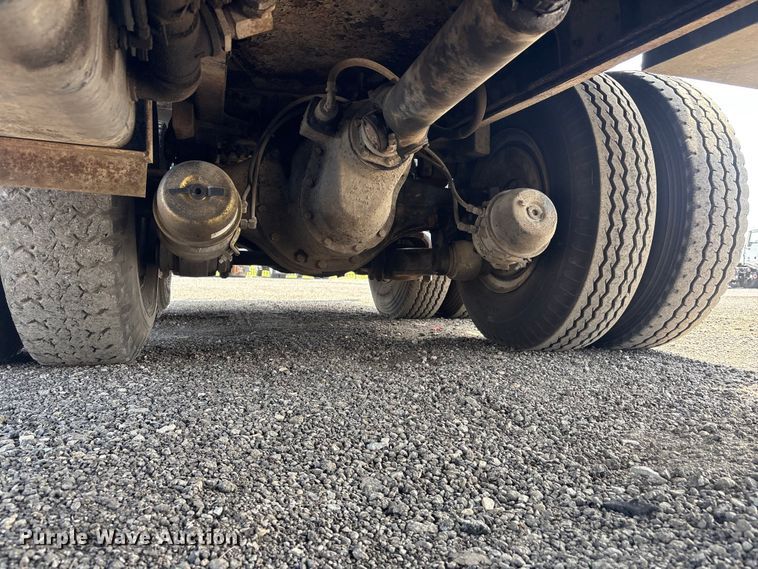 image for item EG9057 1986 Ford LNT8000 Crane truck