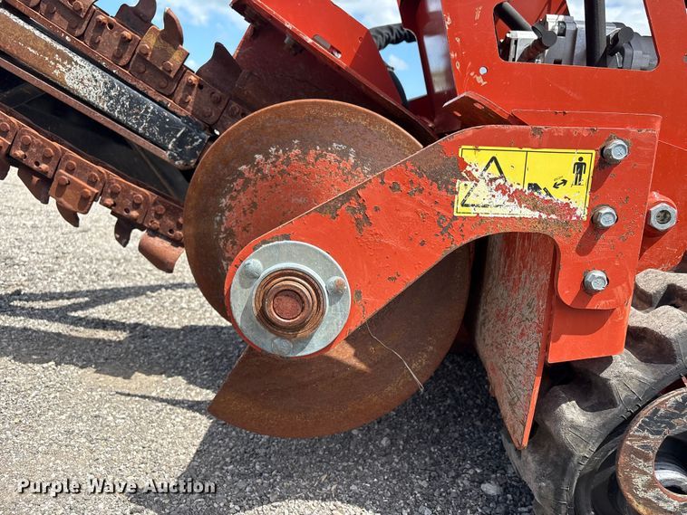 image for item EG9063 2020 Ditch Witch C16X trencher