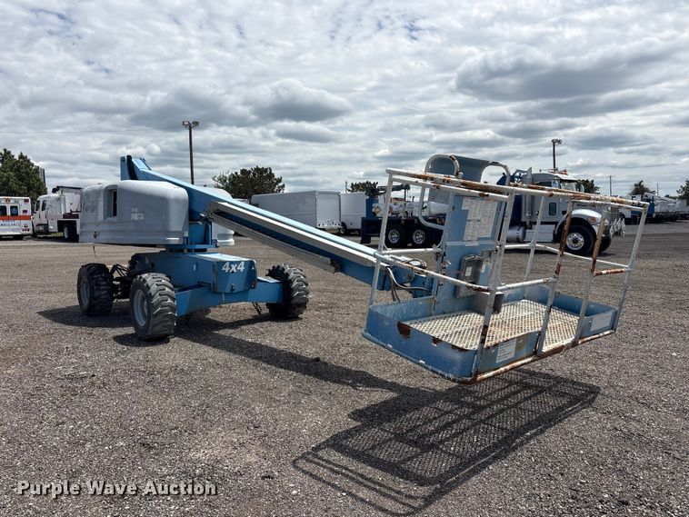 image for item EG9066 2006 Genie S-40 boom lift
