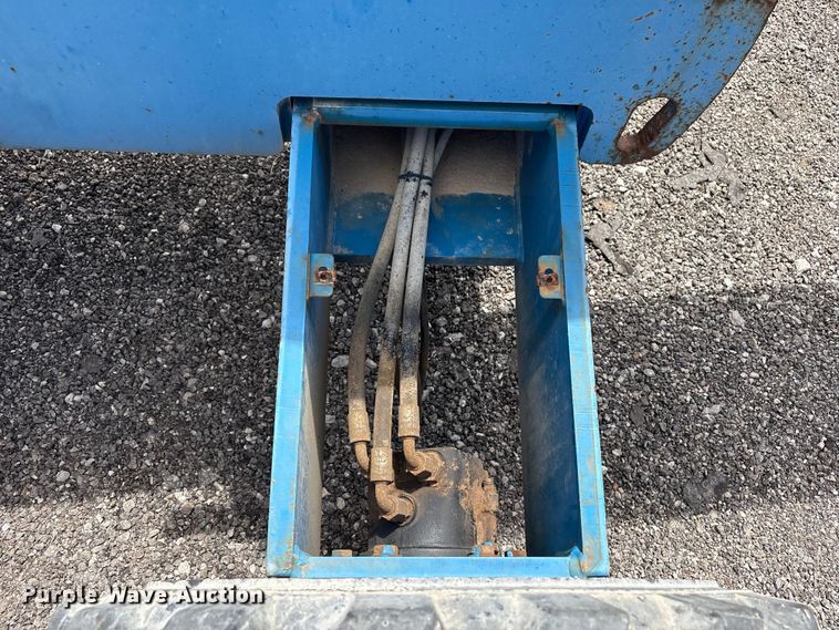 image for item EG9066 2006 Genie S-40 boom lift