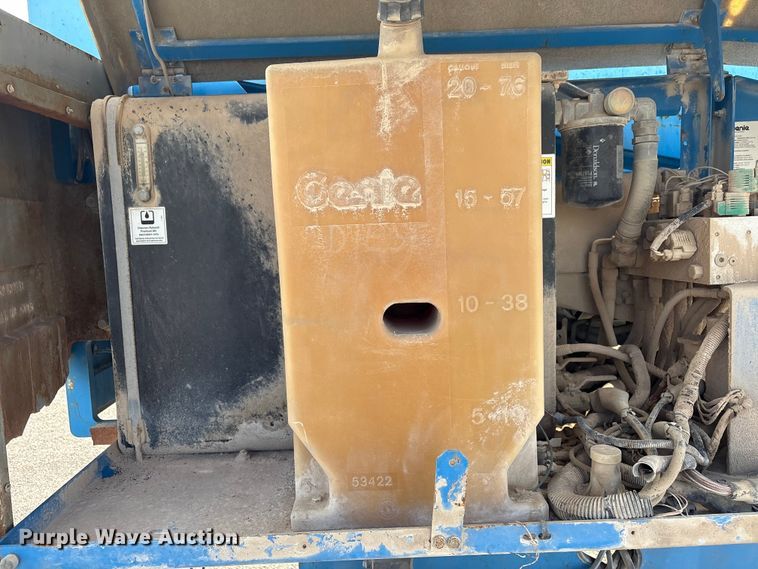 image for item EG9066 2006 Genie S-40 boom lift