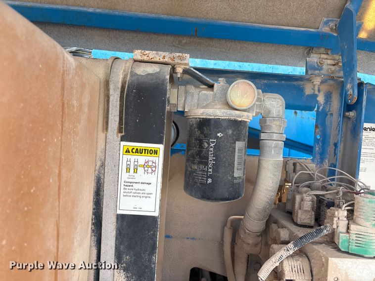 image for item EG9066 2006 Genie S-40 boom lift