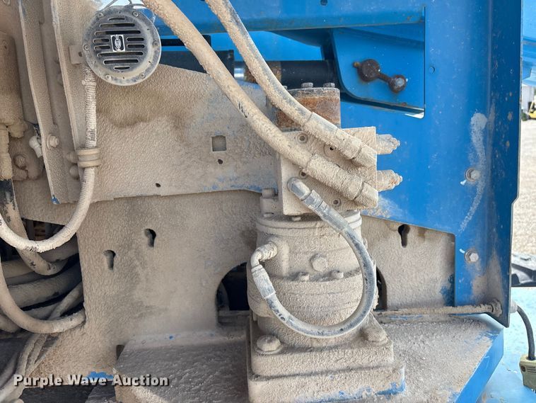 image for item EG9066 2006 Genie S-40 boom lift
