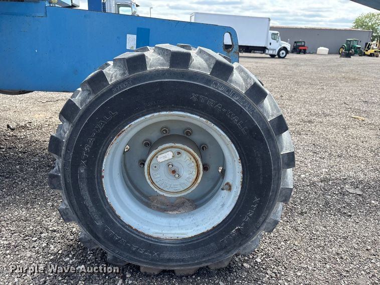 image for item EG9066 2006 Genie S-40 boom lift