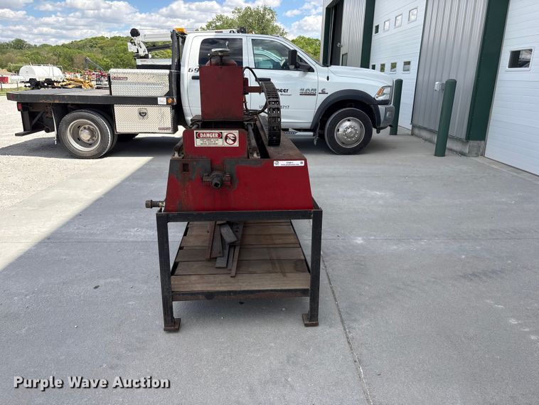 image for item EI5811 Simonds 64VB052V3X automated blade sharpener