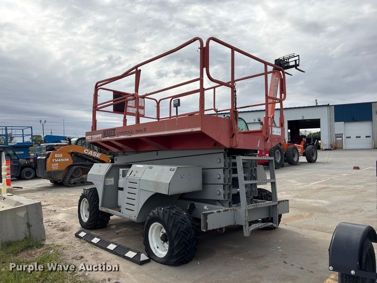 image for item EI5814 MEC 3391RT scissor lift