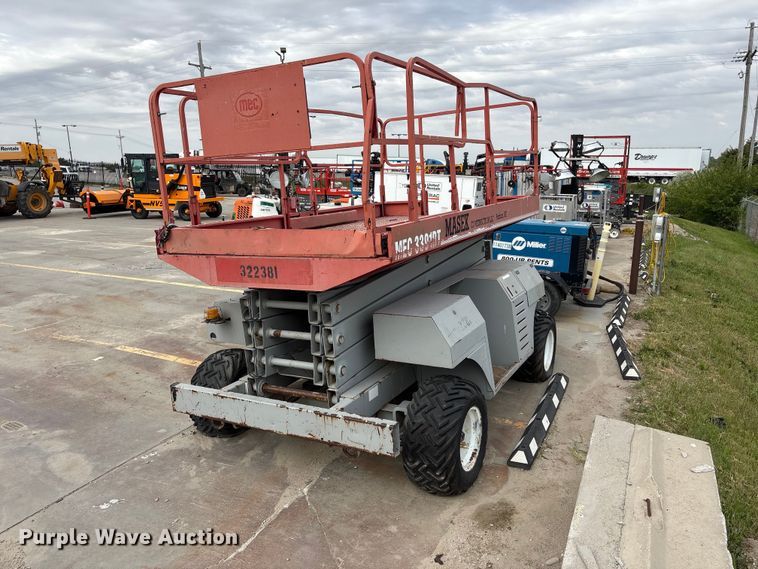 image for item EI5814 MEC 3391RT scissor lift