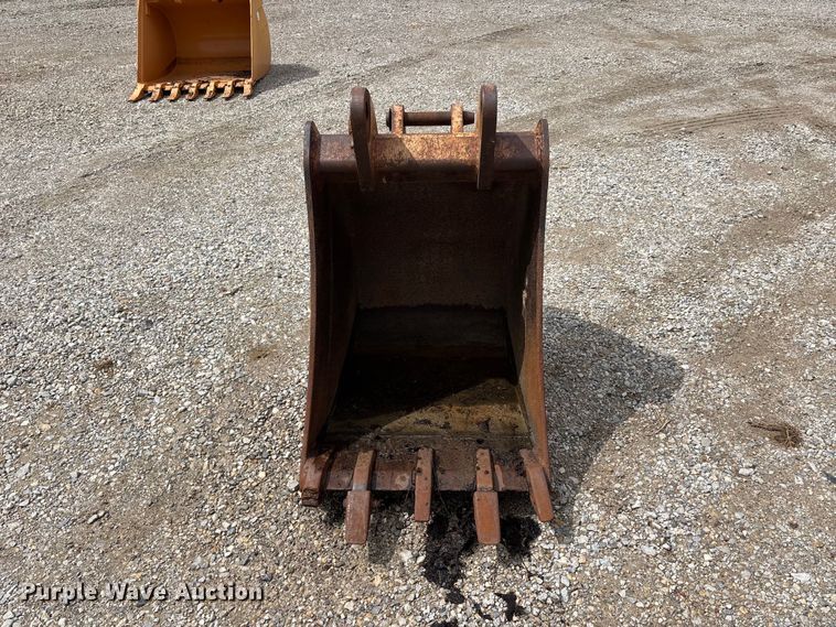 image for item EJ7812 Backhoe bucket