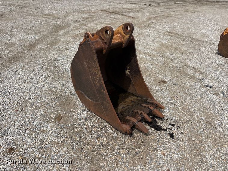 image for item EJ7812 Backhoe bucket