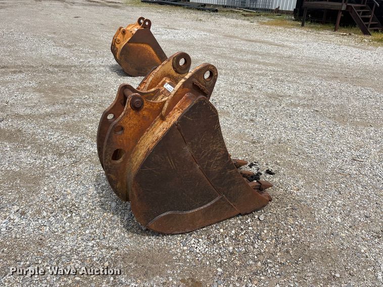 image for item EJ7812 Backhoe bucket