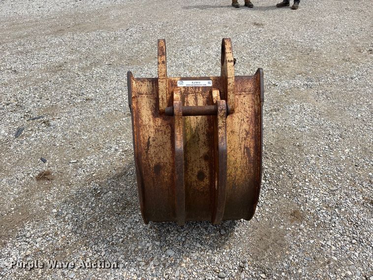 image for item EJ7812 Backhoe bucket